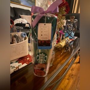 Starbucks cold brew coffee cup